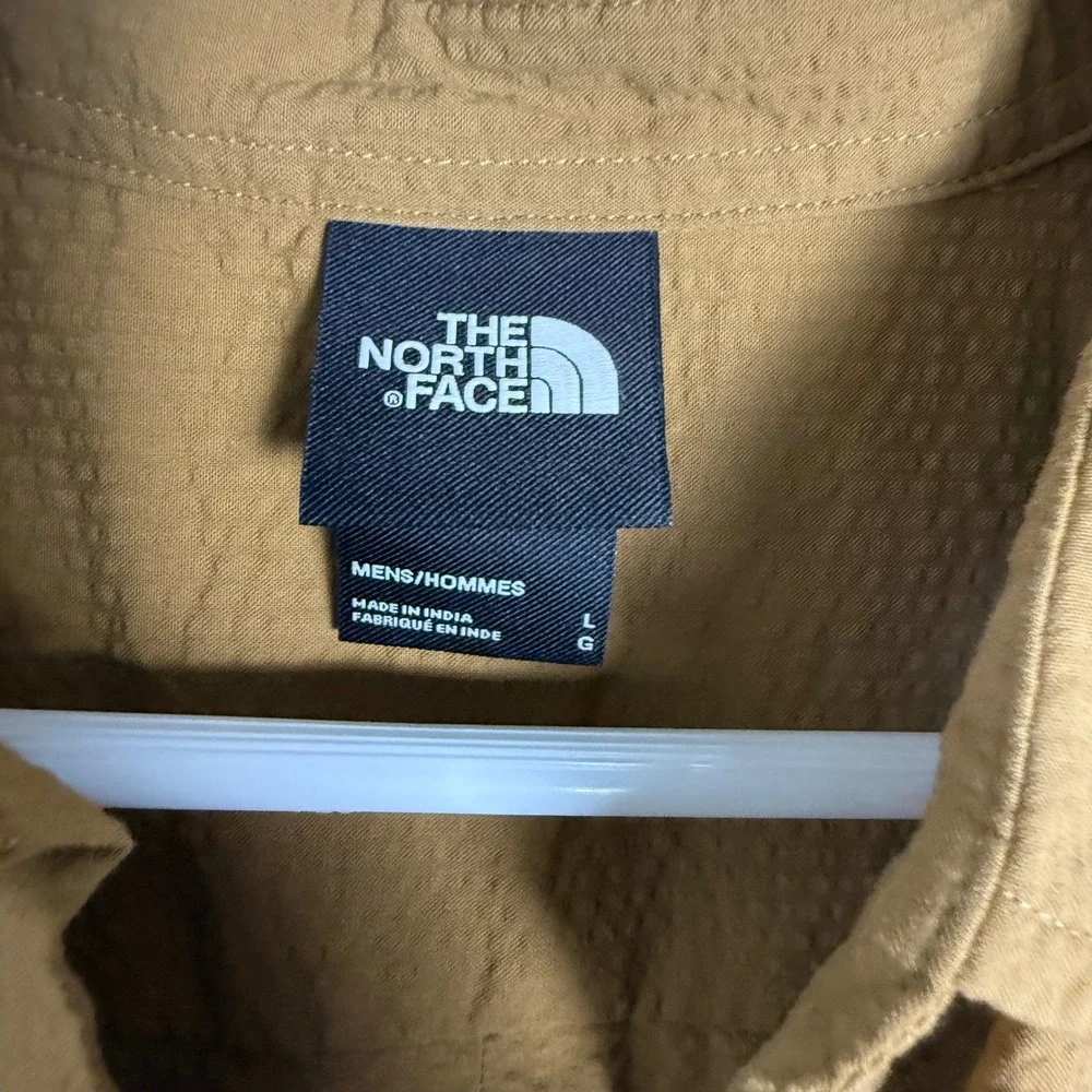 The North Face Mens Short Sleeve‎ Button Up Shirt Casual Top Tan Large